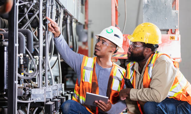 Best Best Electricians Near Me  in Taft Southwest, TX